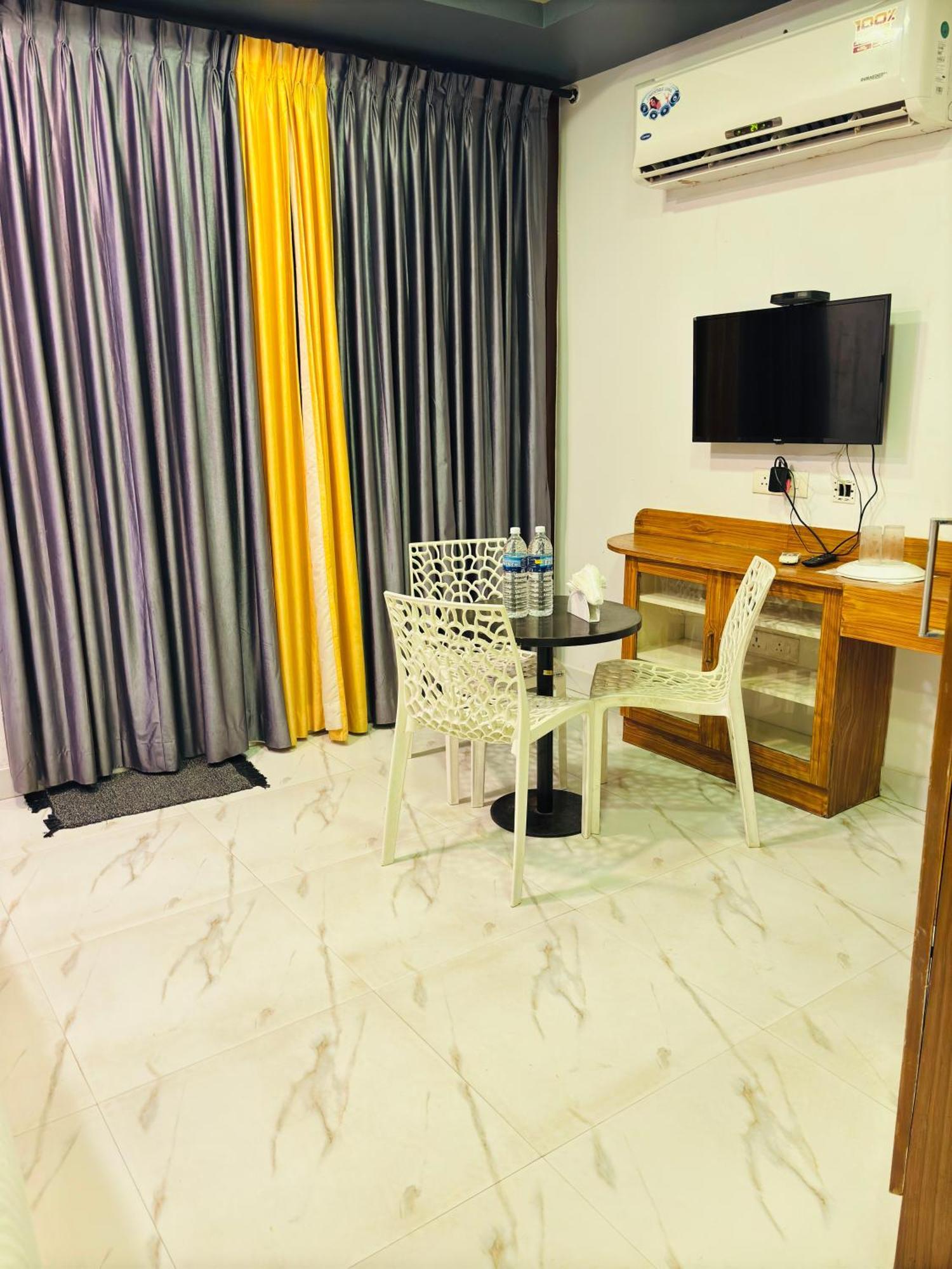 The Elite Beachview Пондичерри Экстерьер фото