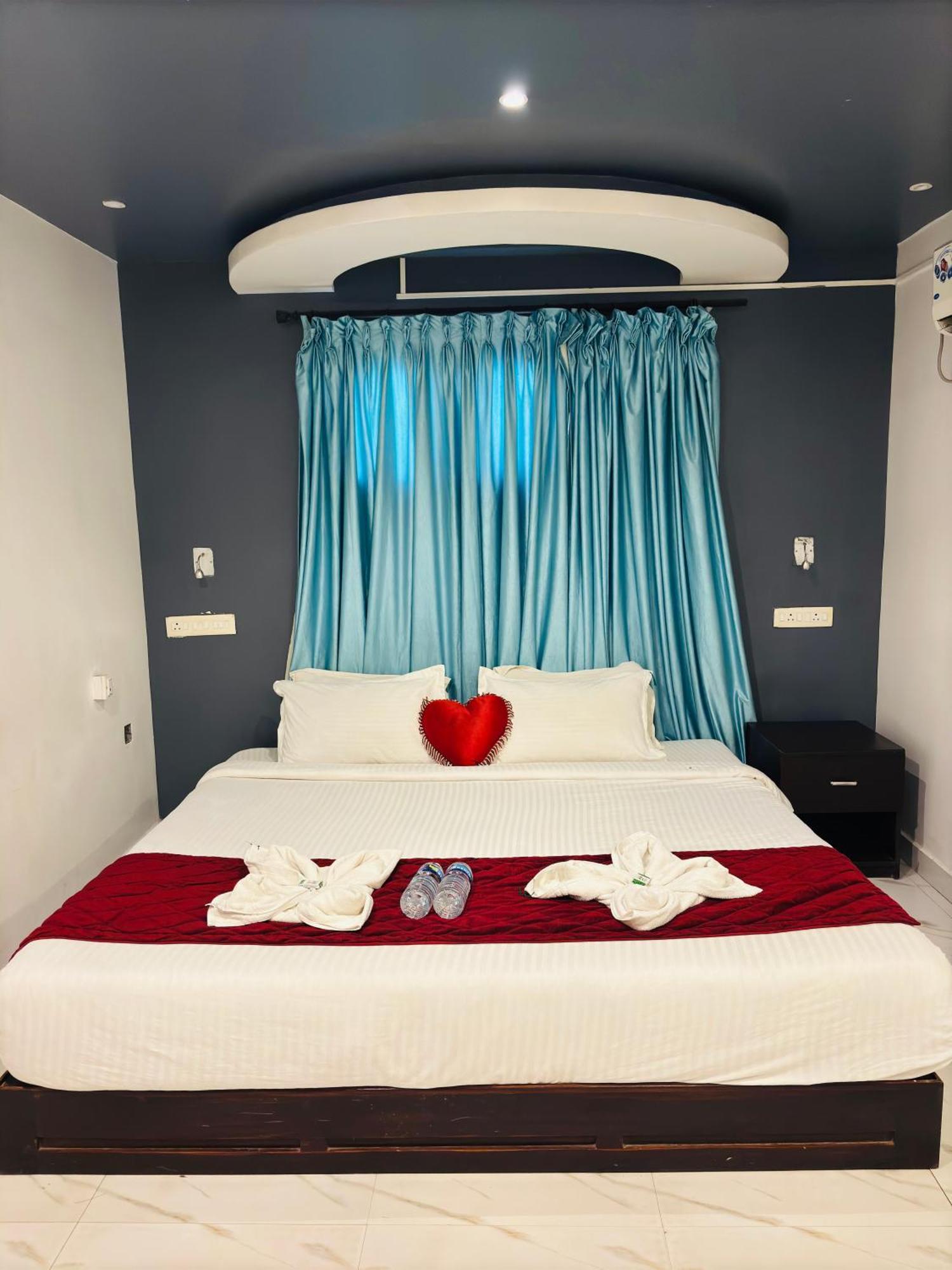 The Elite Beachview Пондичерри Экстерьер фото