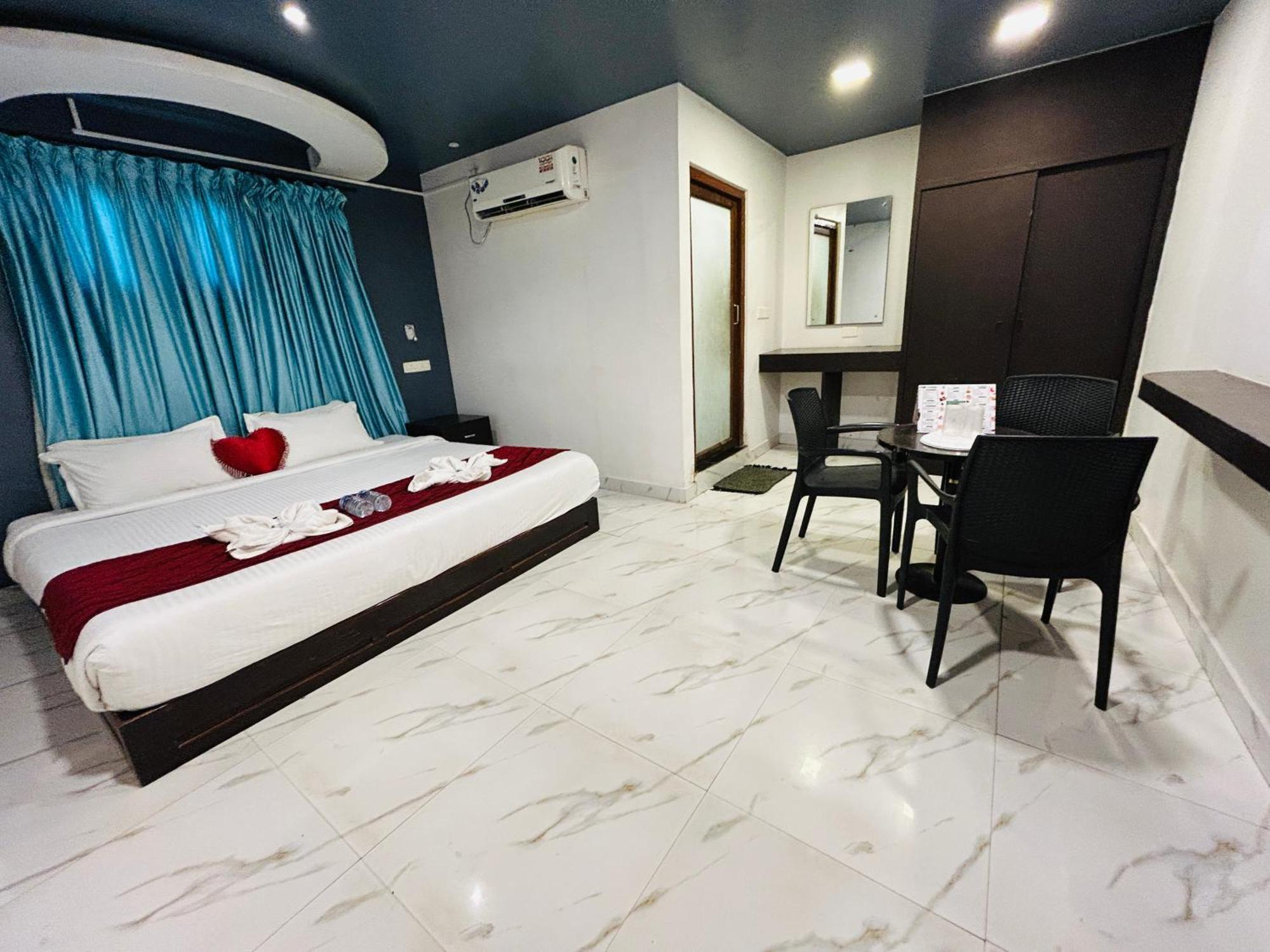 The Elite Beachview Пондичерри Экстерьер фото
