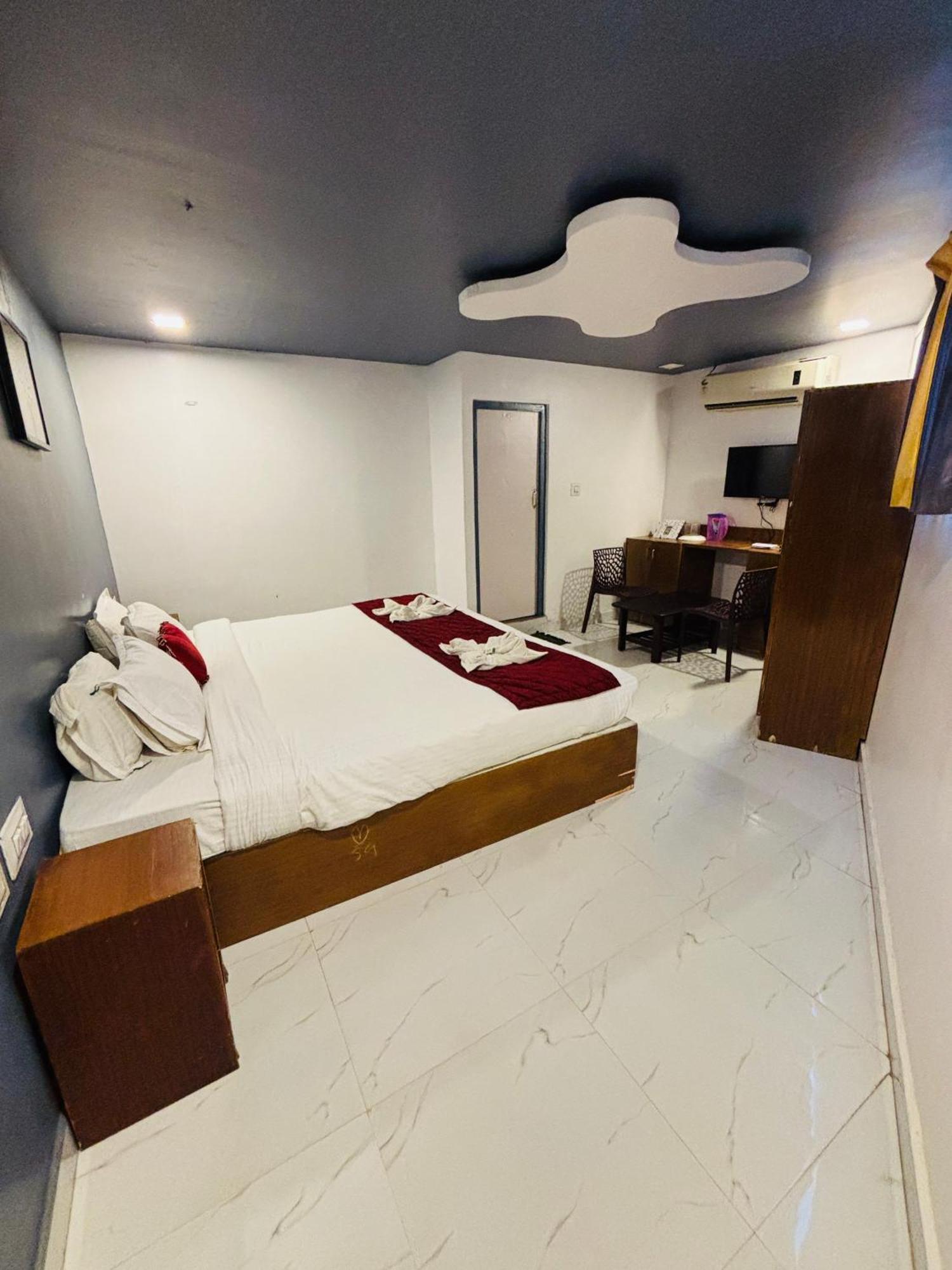 The Elite Beachview Пондичерри Экстерьер фото