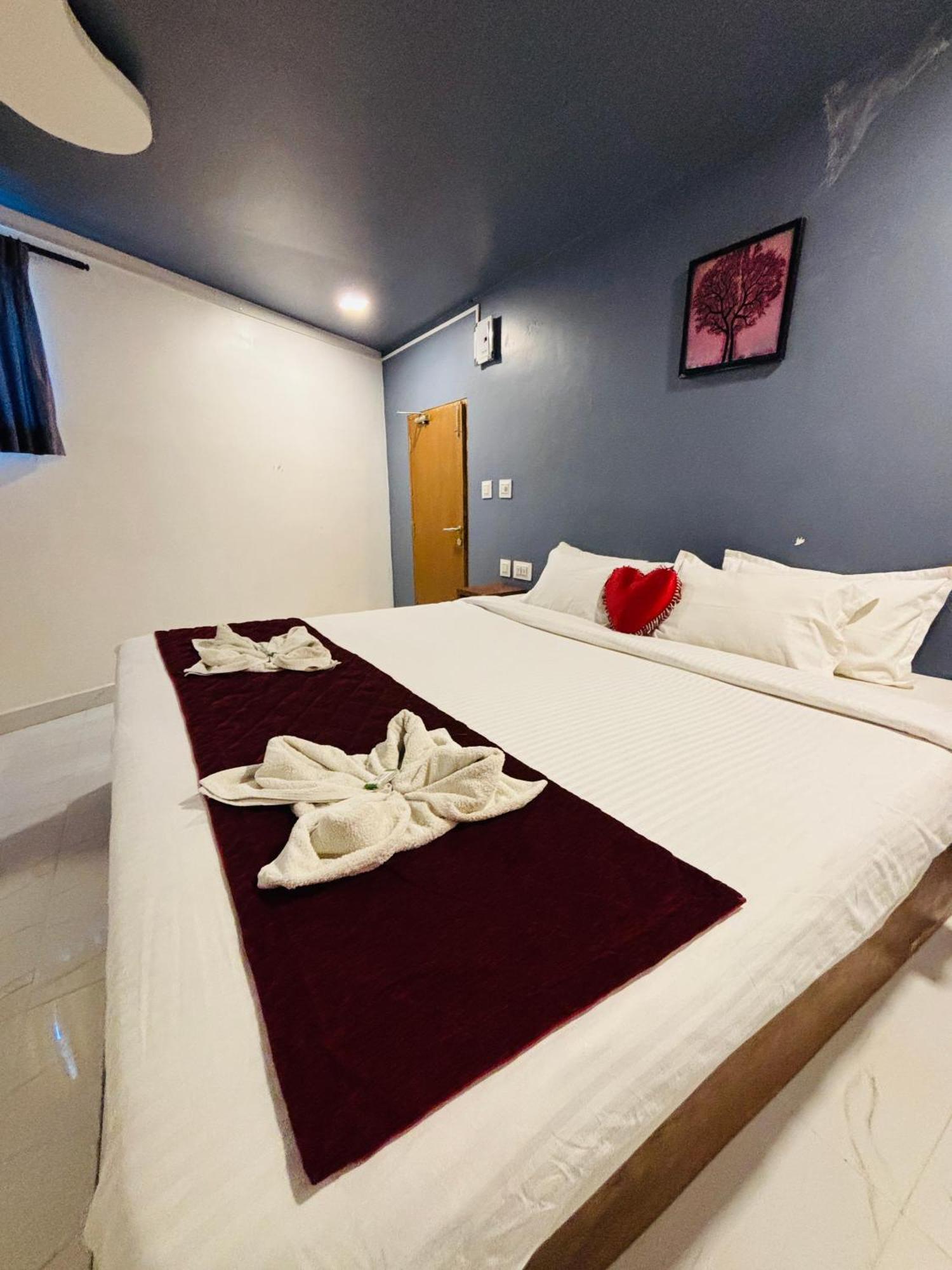 The Elite Beachview Пондичерри Экстерьер фото