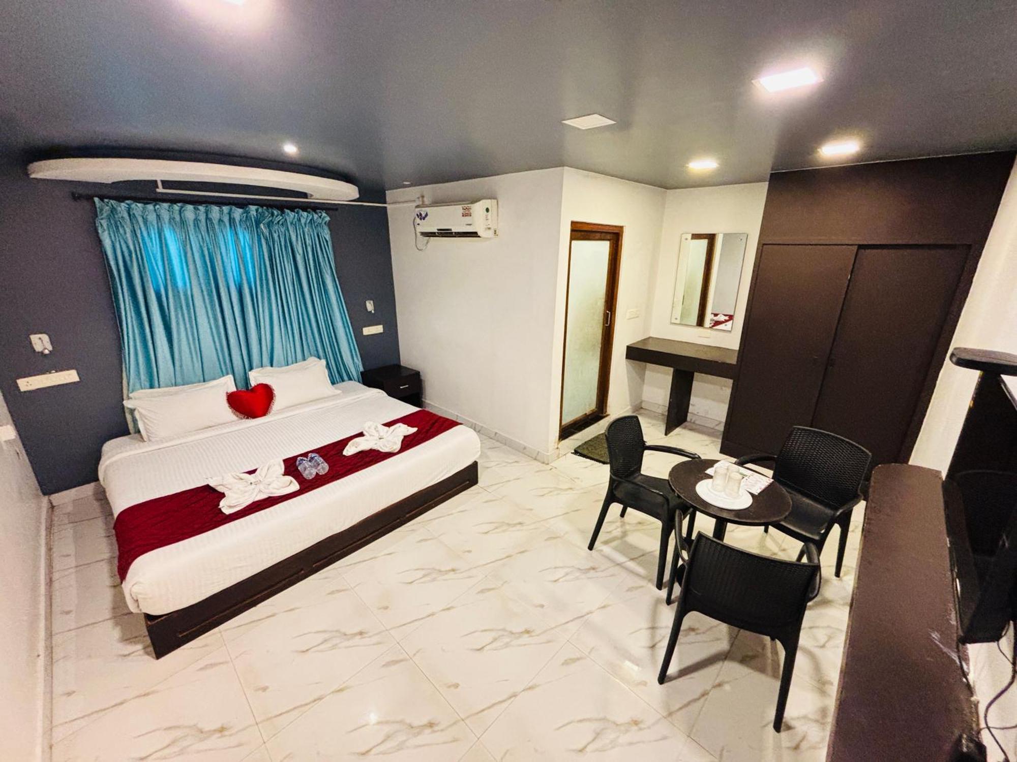 The Elite Beachview Пондичерри Экстерьер фото
